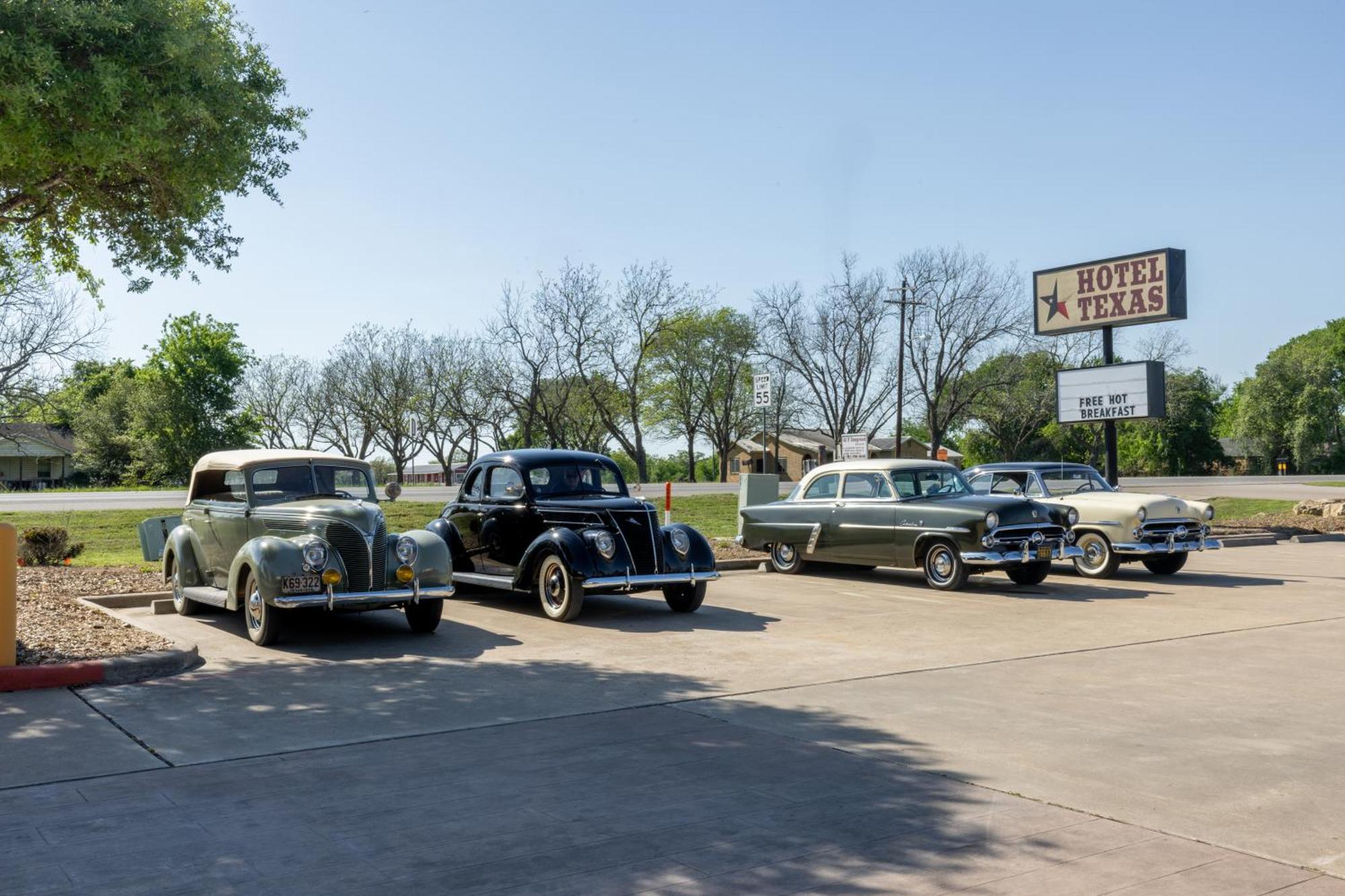 Hotel Texas Hallettsville Extérieur photo
